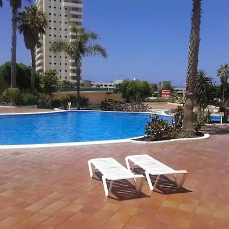 Club Paraiso & Perfect For *